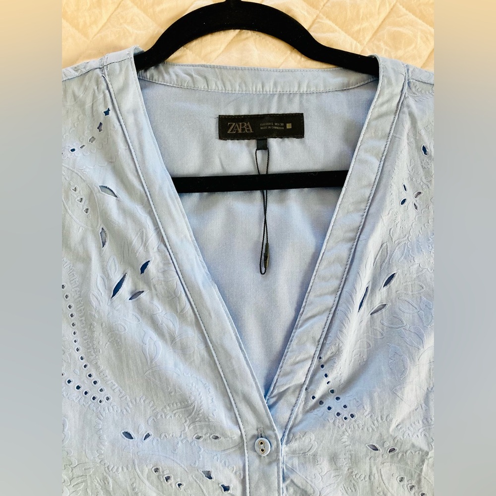 Zara Light Blue Eyelet Dress with Belt - Picture 6 of 6